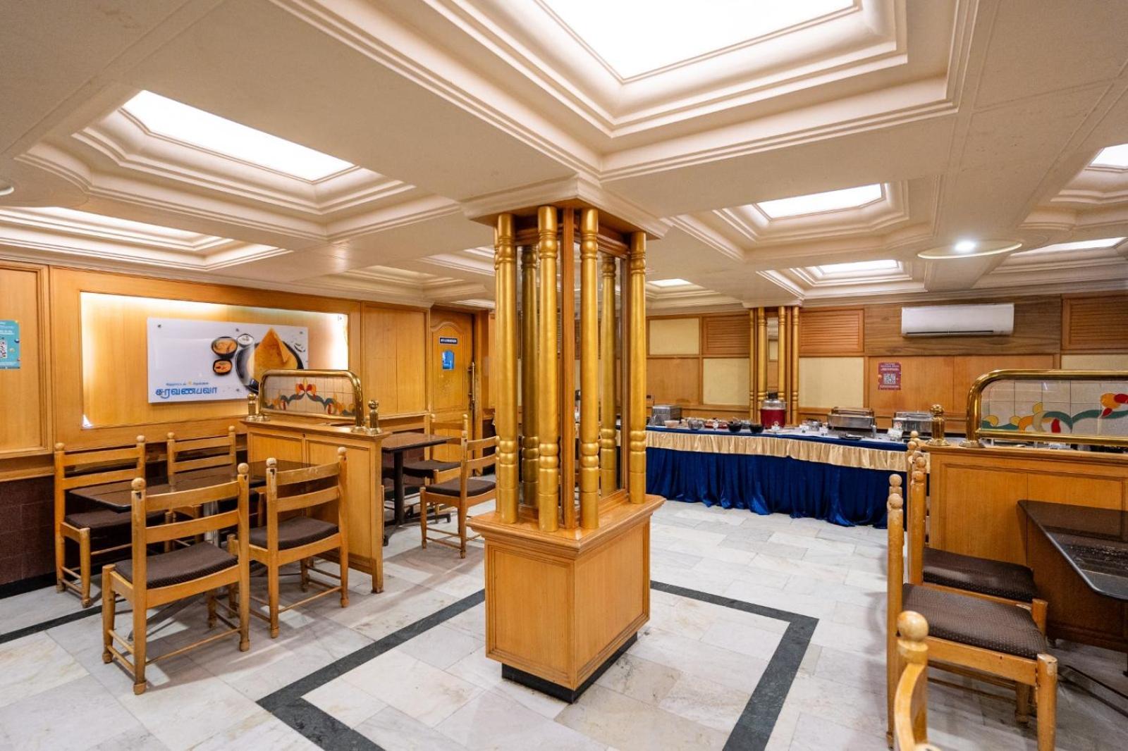 טירונלוולי Sree Bharani Hotels מראה חיצוני תמונה