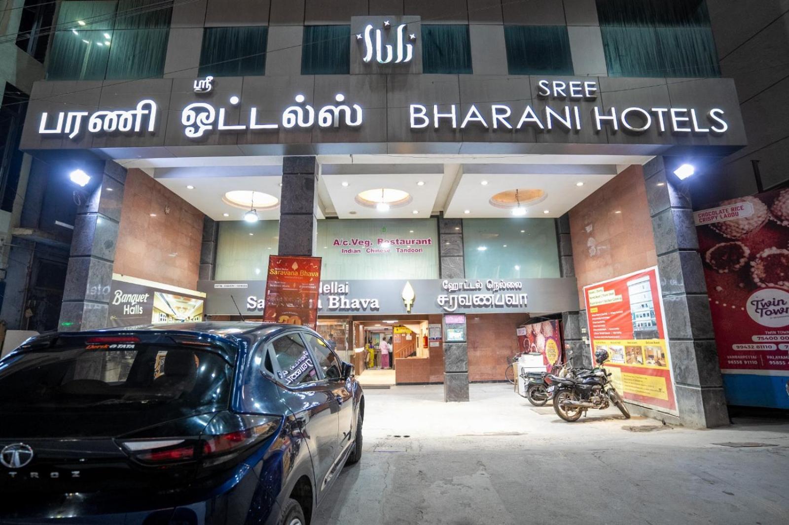 טירונלוולי Sree Bharani Hotels מראה חיצוני תמונה
